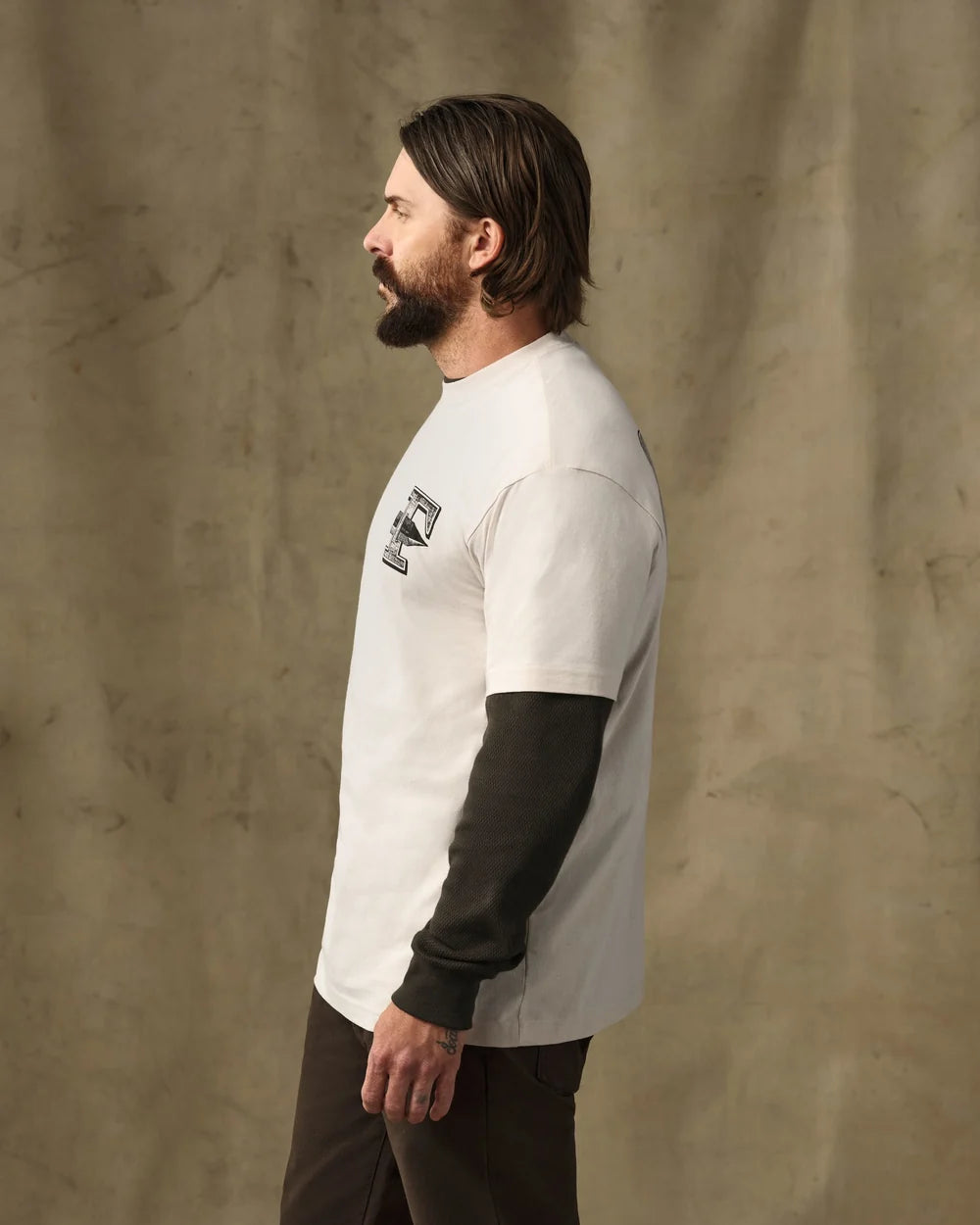 S/S Axe Graphic T-Shirt