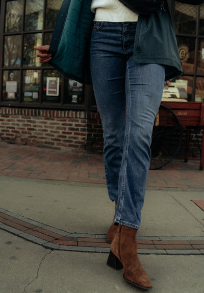 Women's Kontour Form Straight Denim