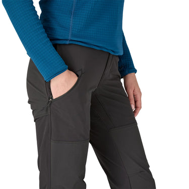 Patagonia Women's Point Peak Trail Pants - Short